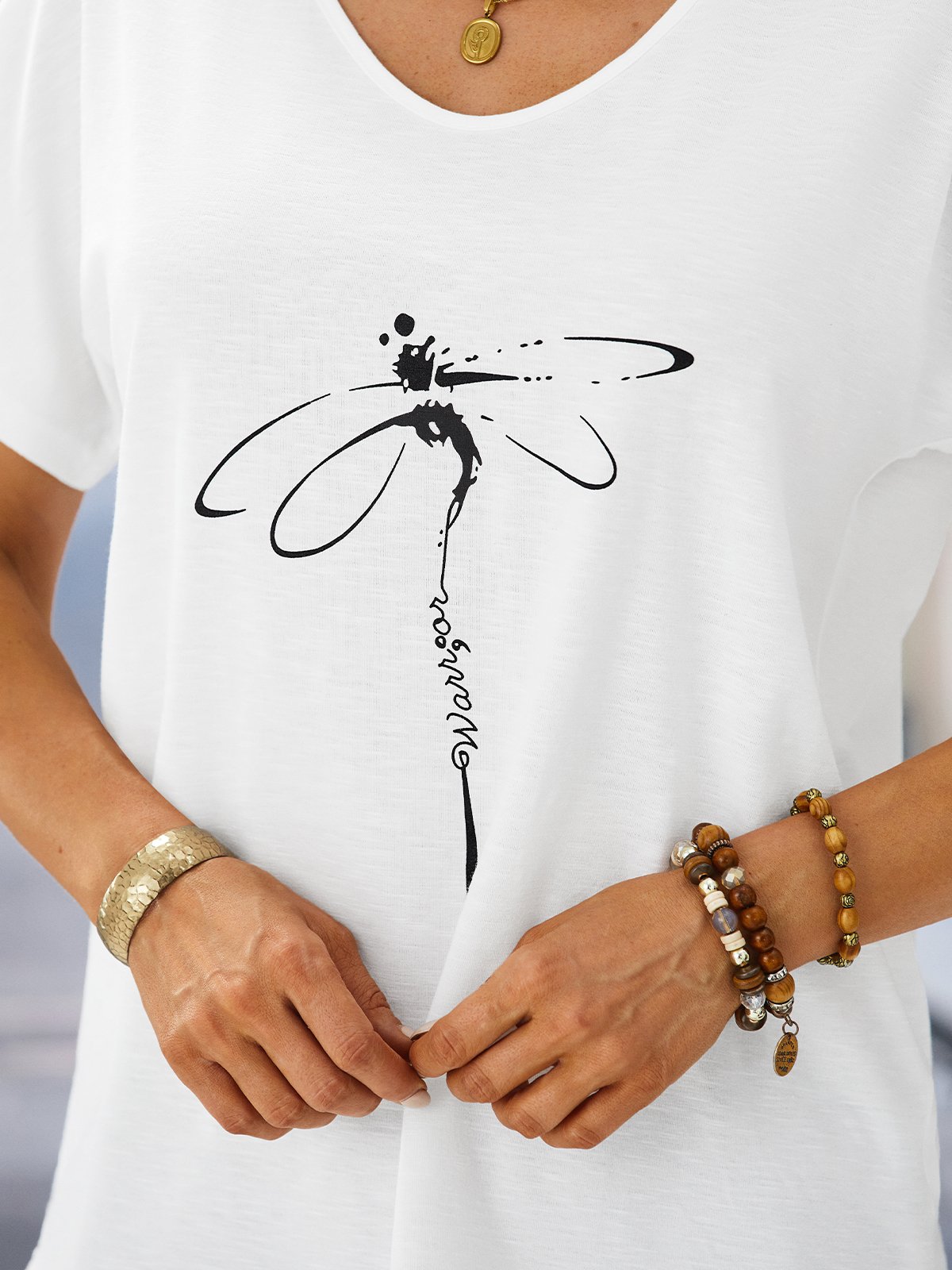 Dragonfly Short sleeve V neck Casual T-Shirt