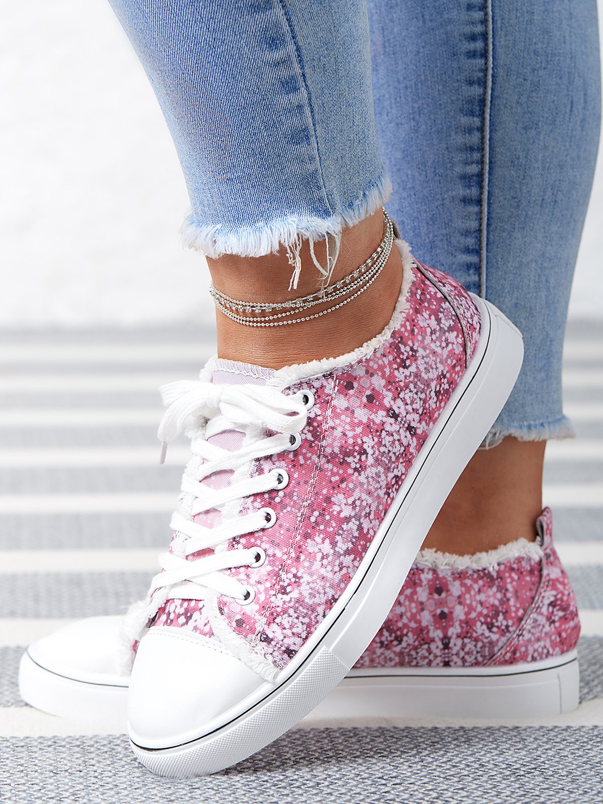 Pink Sequin Print Lace-up Canvas Shoes | zolucky
