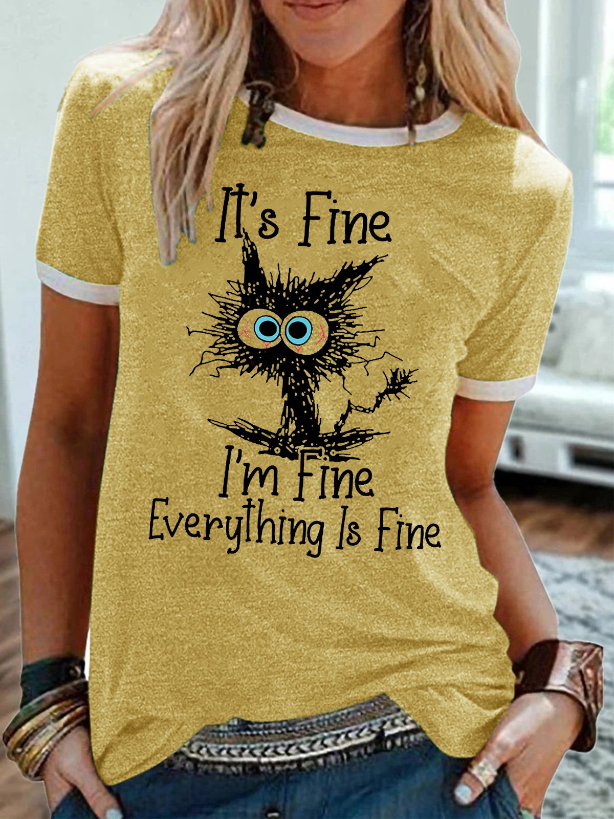 It's Fine I'm fine Everything Is Fine Funny Short Sleeve T-Shirt