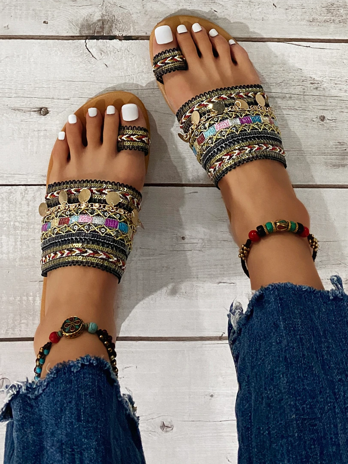 Woven Ethnic Pattern Sequined Thong Boho Slippers