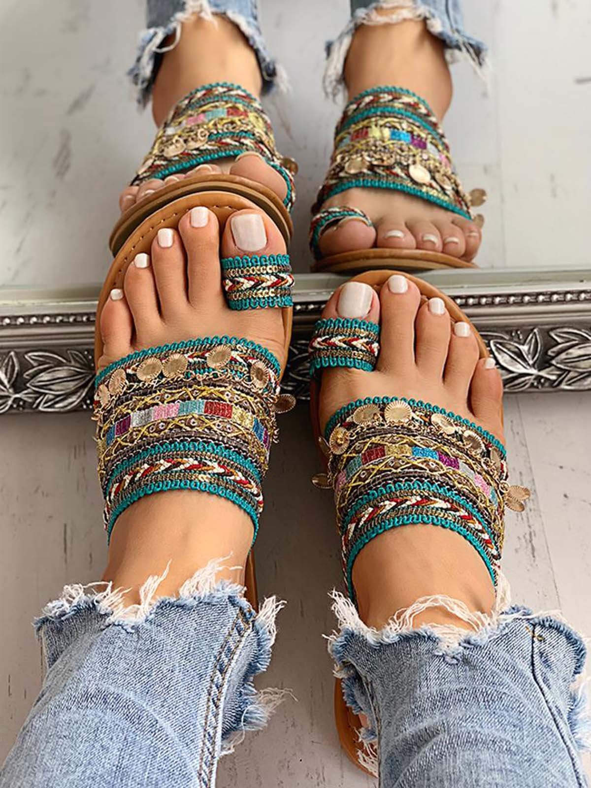 Woven Ethnic Pattern Sequined Thong Boho Slippers