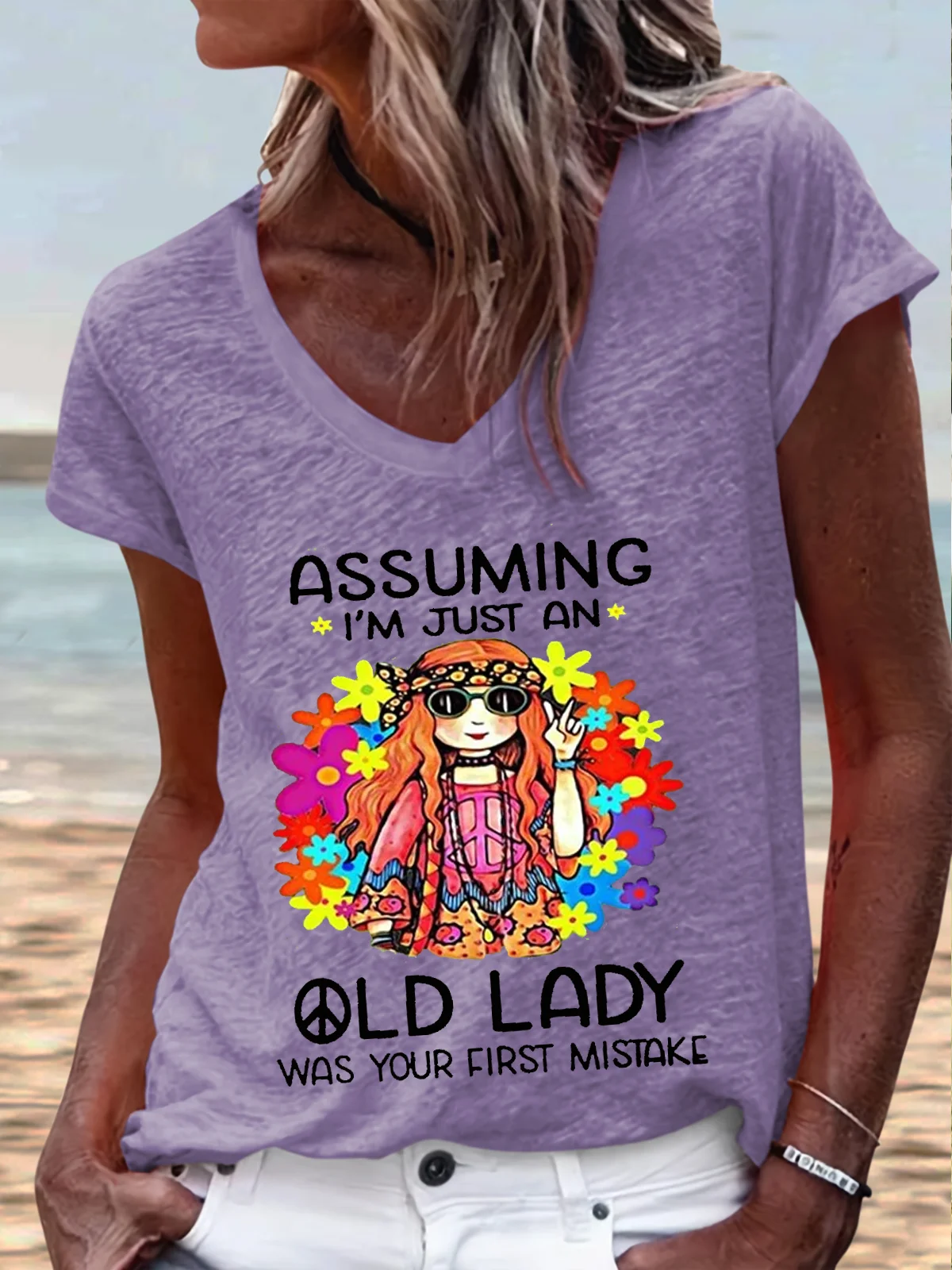 Women's Funny Hippie Old Lady Casual T-Shirt