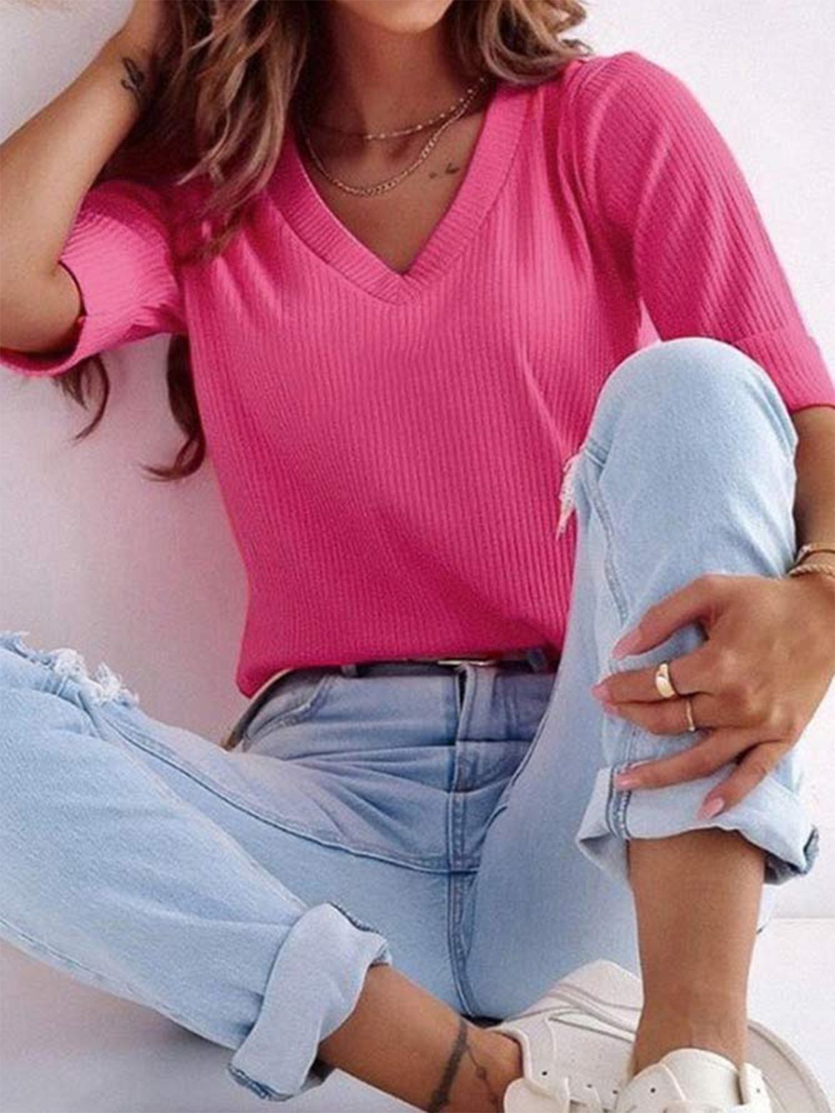 WDIRARA Women's Color Block Basketball Jersey Tee - V Neck Half Sleeve, Casual Streetwear Top