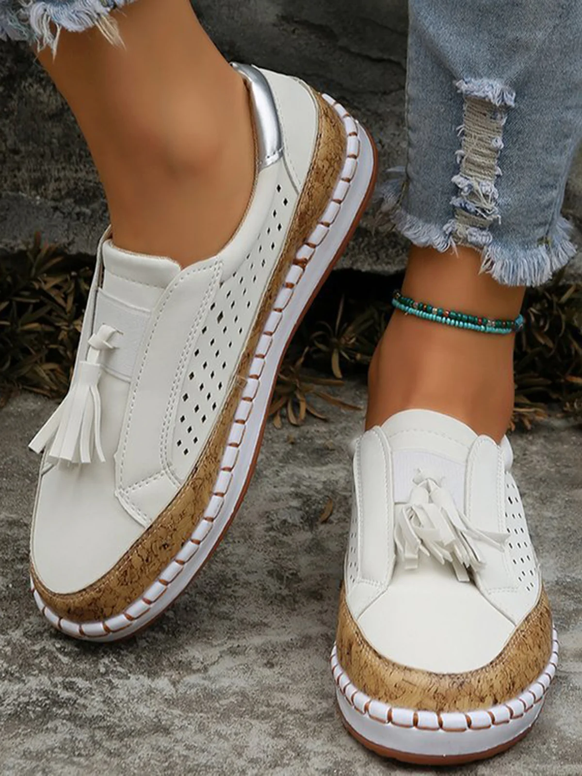 Women Hollow-Out Round Toe Flat Sneakers | zolucky