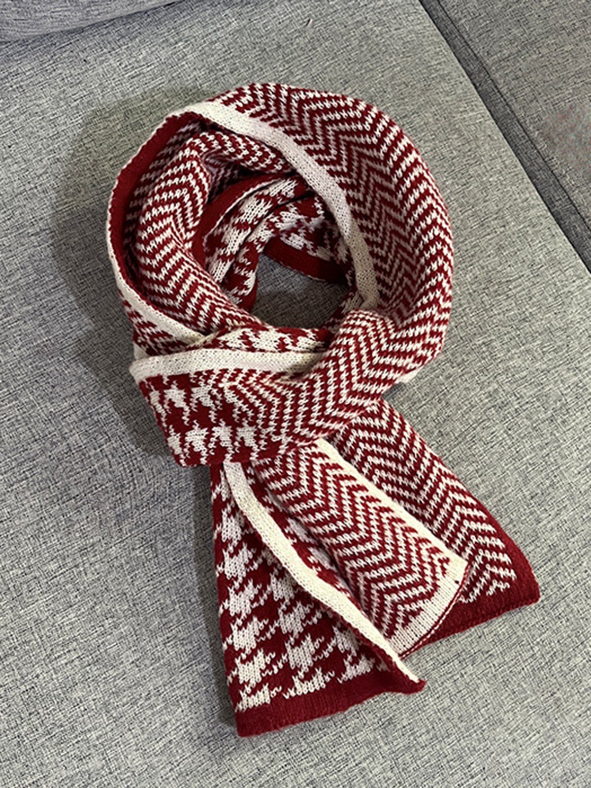 Casual Houndstooth Warmth Knitted Scarf