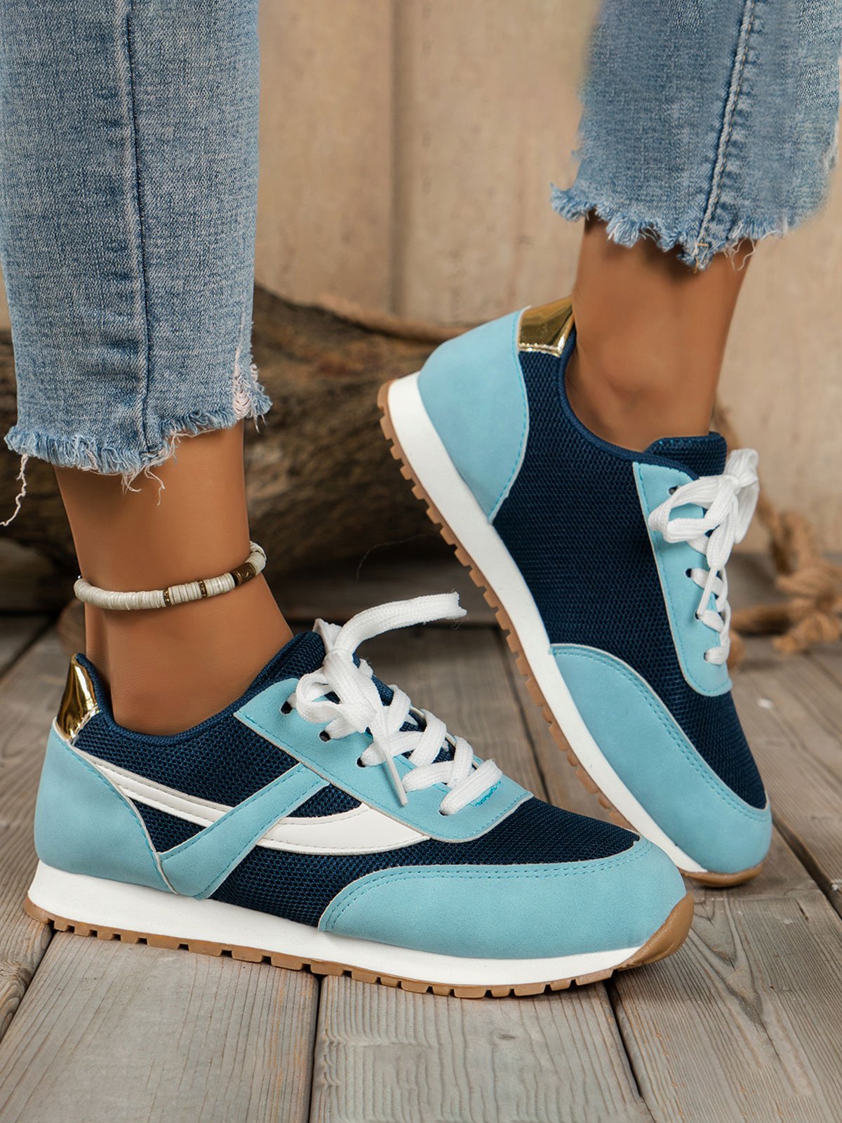 Casual Color Block Mesh Fabric Paneled Lace-Up Sneakers
