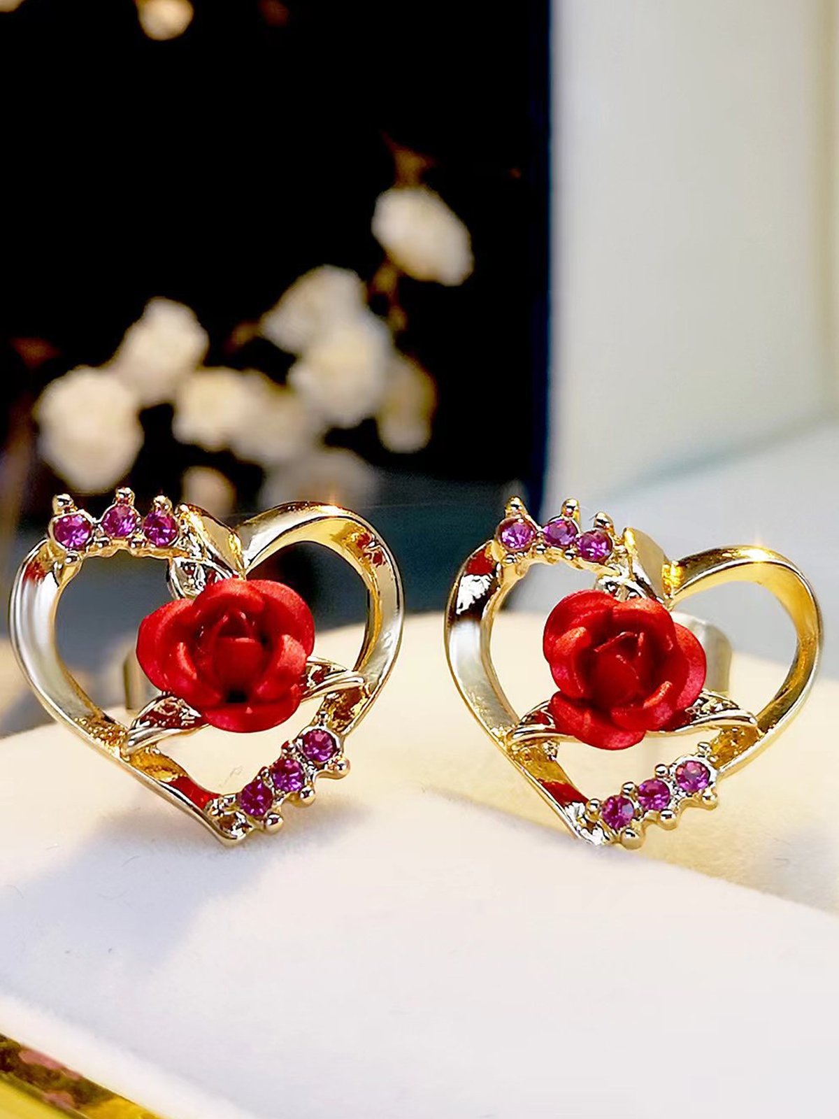 Cross-border hot sale hollow Valentine's Day love rose earrings
