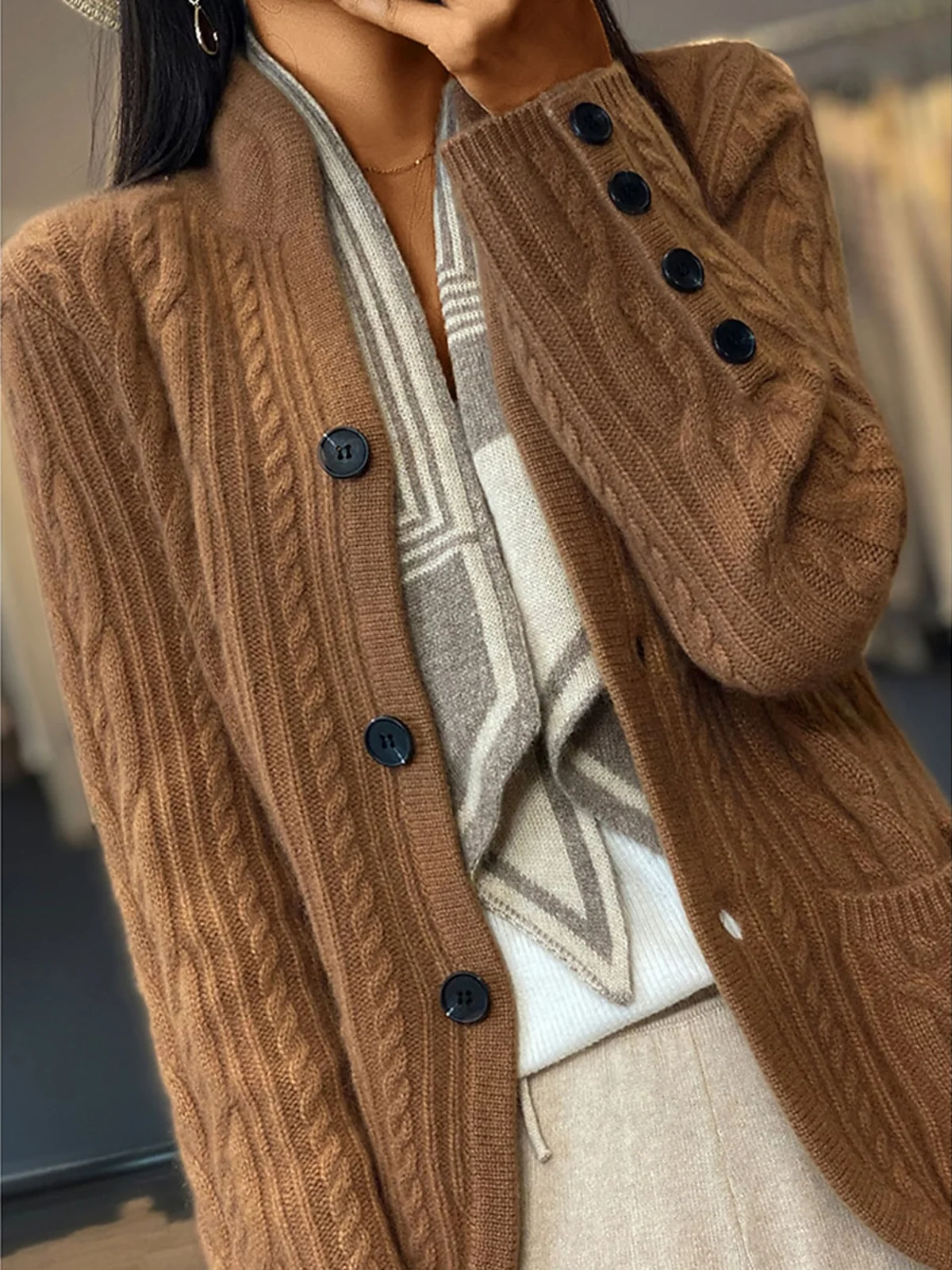 Loose Wool/Knitting Casual Cardigan（Can Be Worn Up To A Weight Of 130 Pounds)