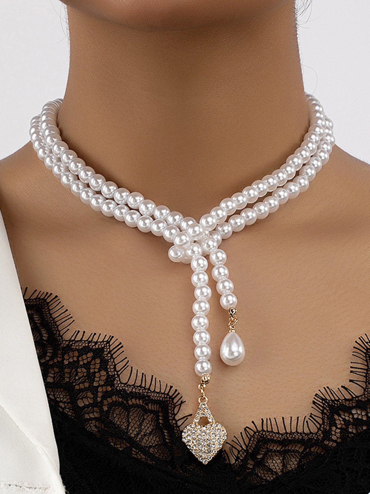 Elegant Imitation Pearls Tassel Rhinestone Heart Pendant Necklace