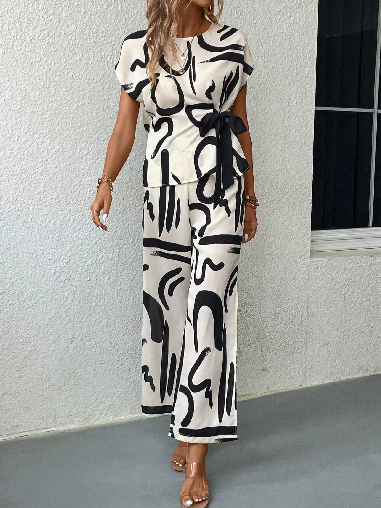 Simple Abstract Graphic Two-Piece Set