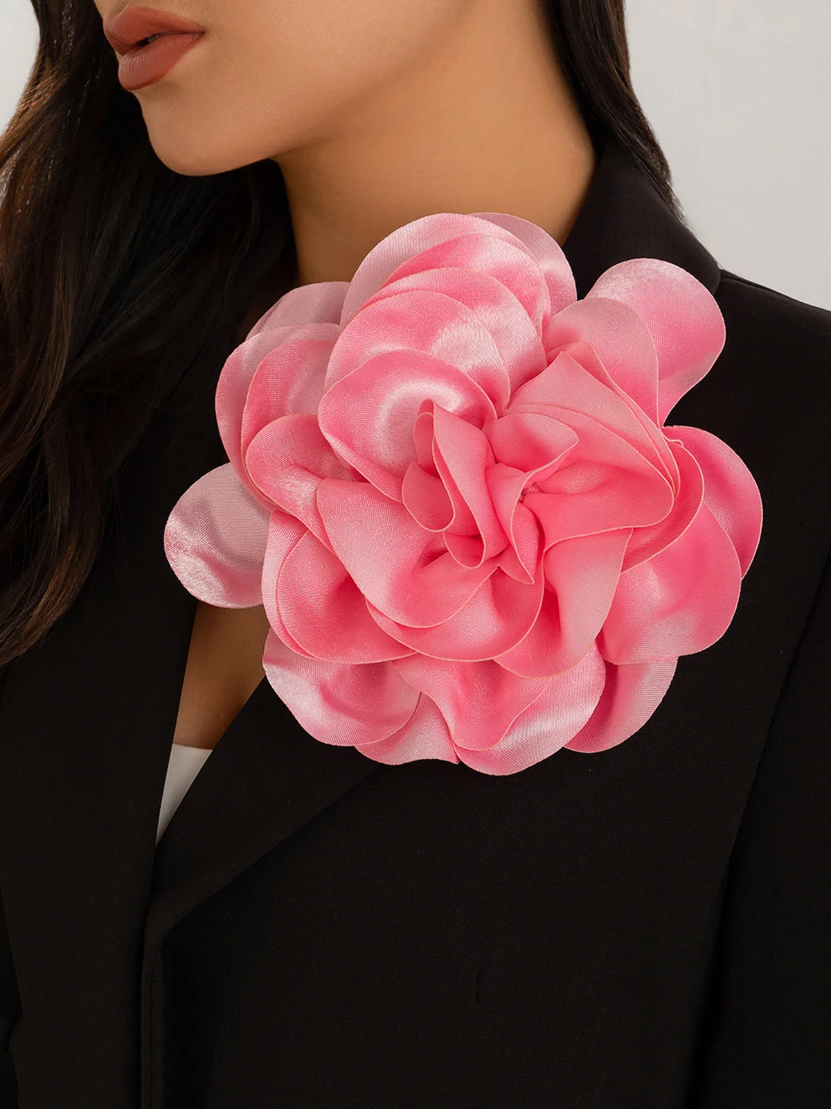 1pc Satin Flower Brooch Suitable For Holiday Parties