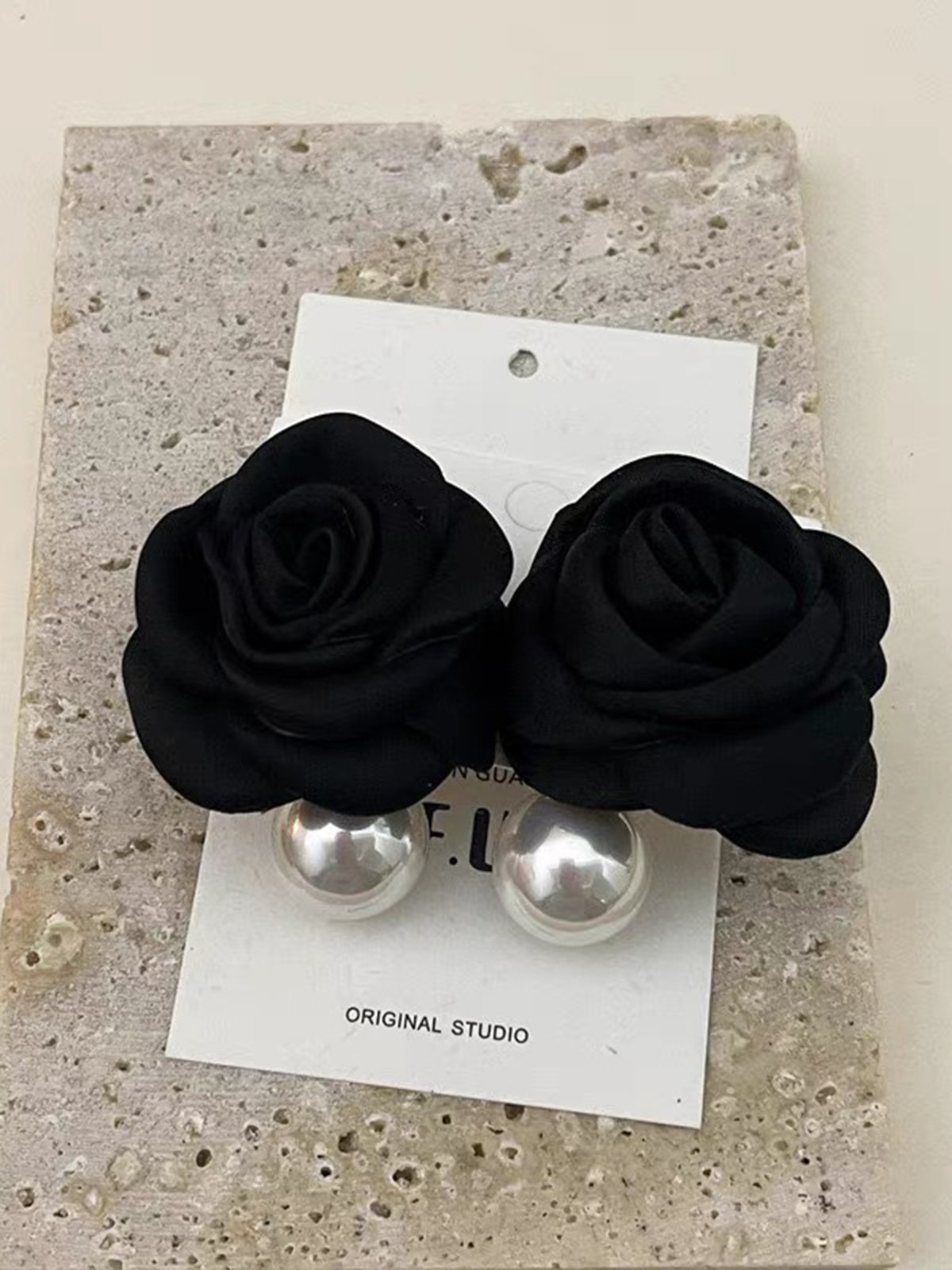 Elegant Flower Imitation Pearl Dangle Earrings