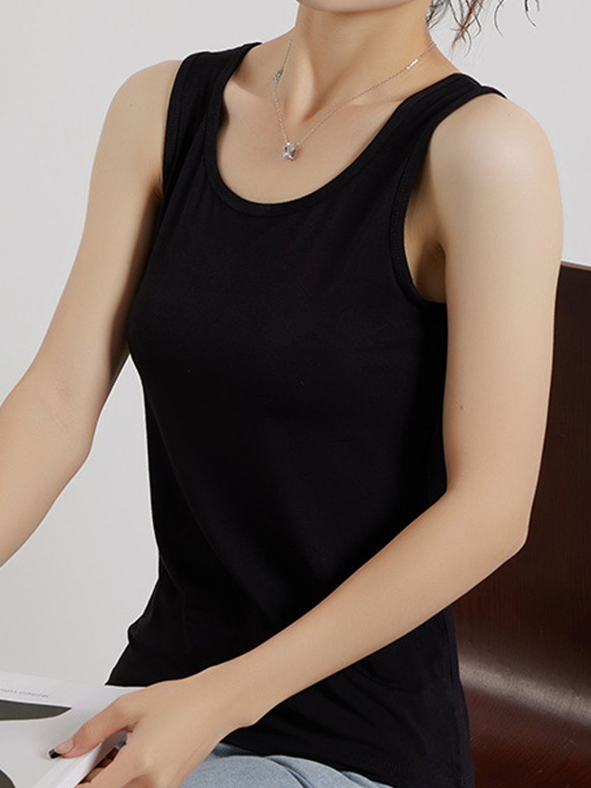 Plain Crew Neck Casual Tank Top