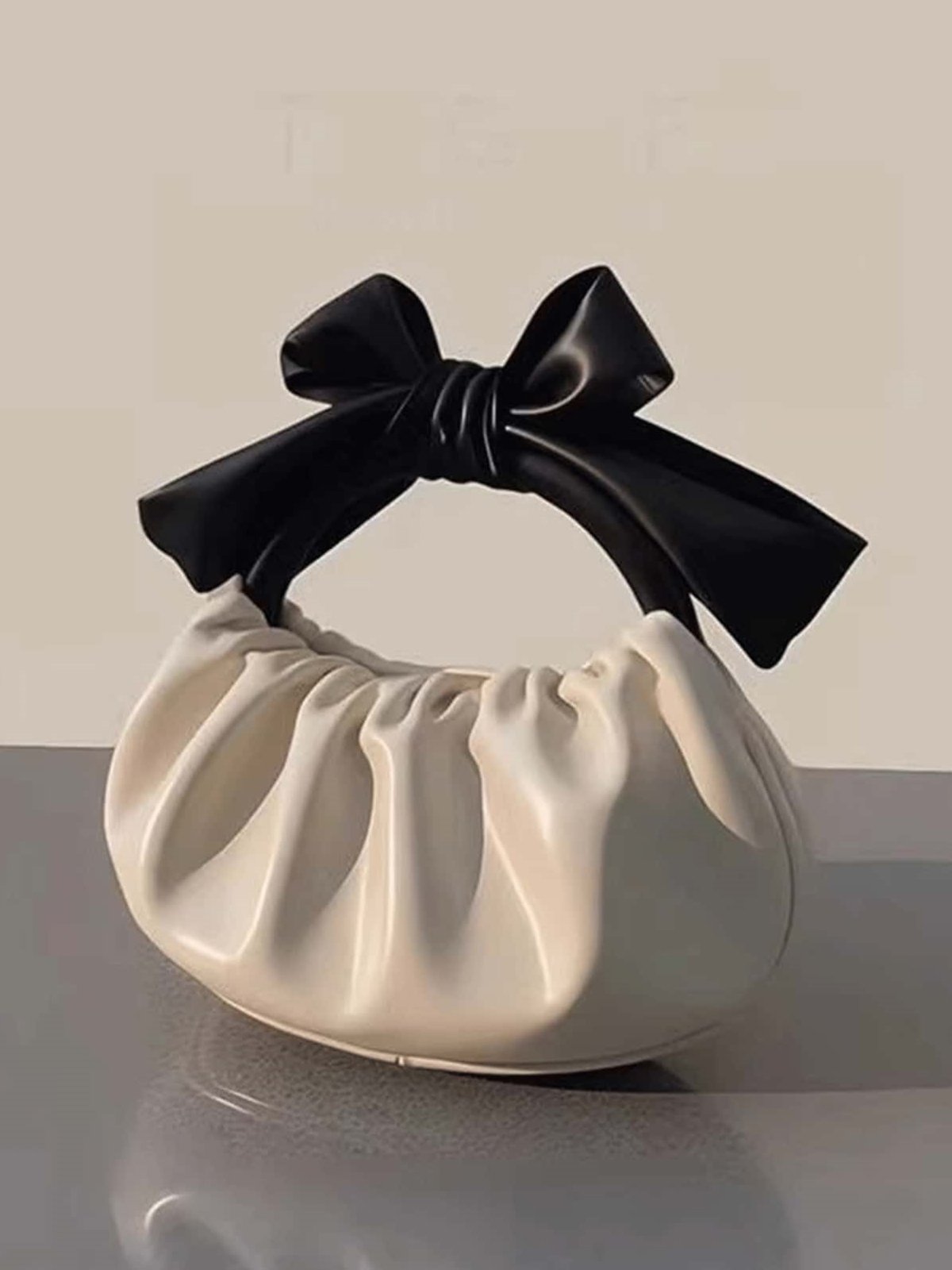 Color Block Pleated Bowknot Handle Cloud Bag