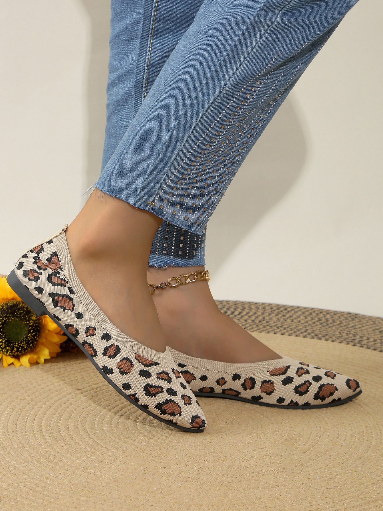 Casual Mesh Fabric Leopard Shallow Shoes