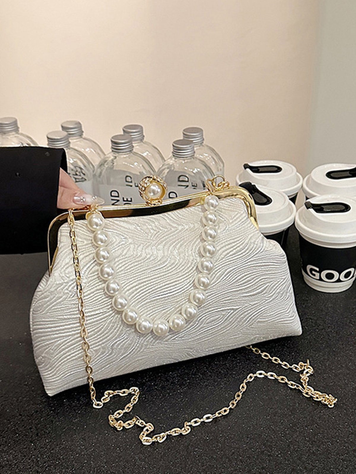 Elegant Imitation Pearl Beaded Handbag Clutch Bag with Detachable Crossbody Strap
