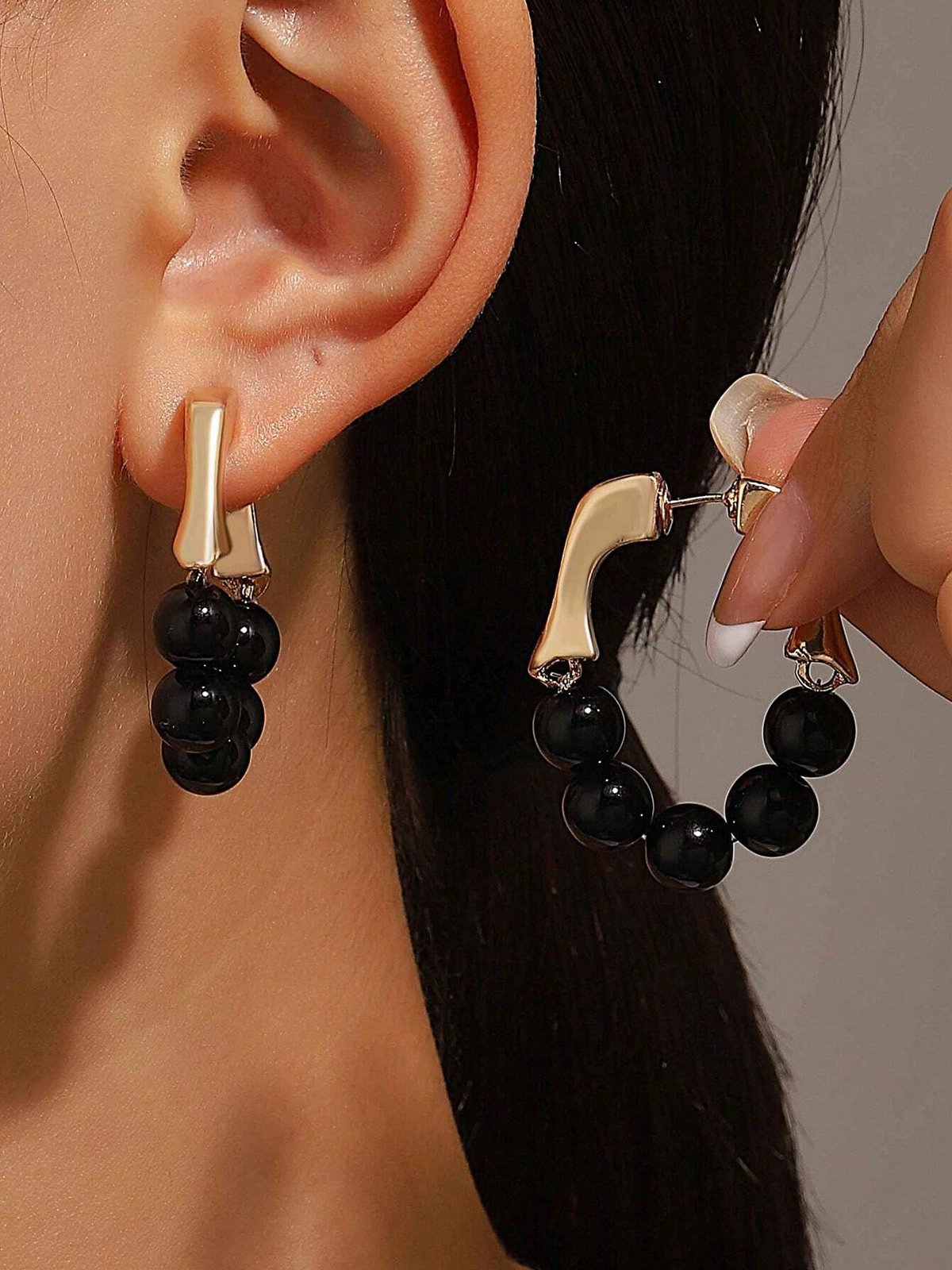 1pair Elegant Beaded Hoop Earrings