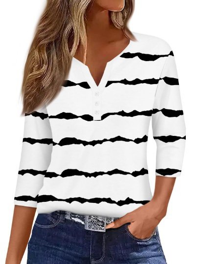 Notched Abstract Stripes Loose Casual T-Shirt