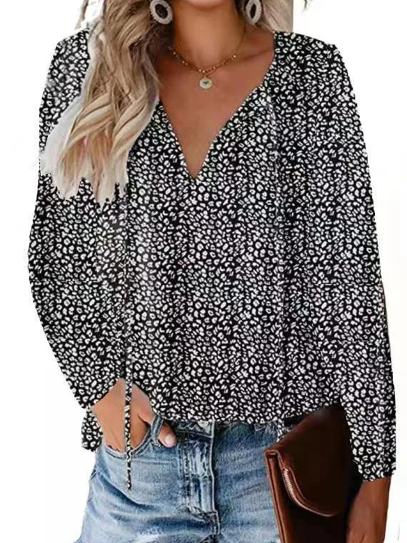 Loose Casual Ditsy Floral V Neck Blouse