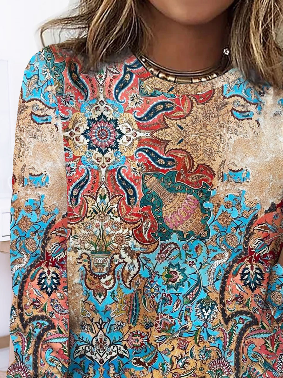 Ethnic print round neck casual long sleeved round neck women's T-shirt