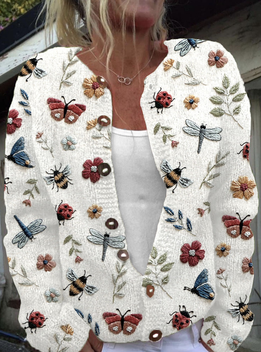 Insect flower embroidery pattern button knit cardigan