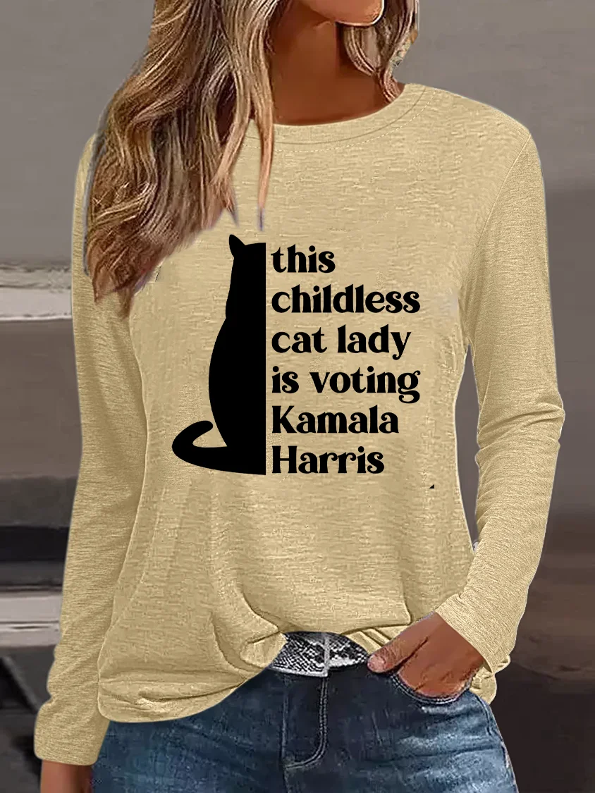 This Childless Cat Lady is Voting Kamala Harris T-shirt