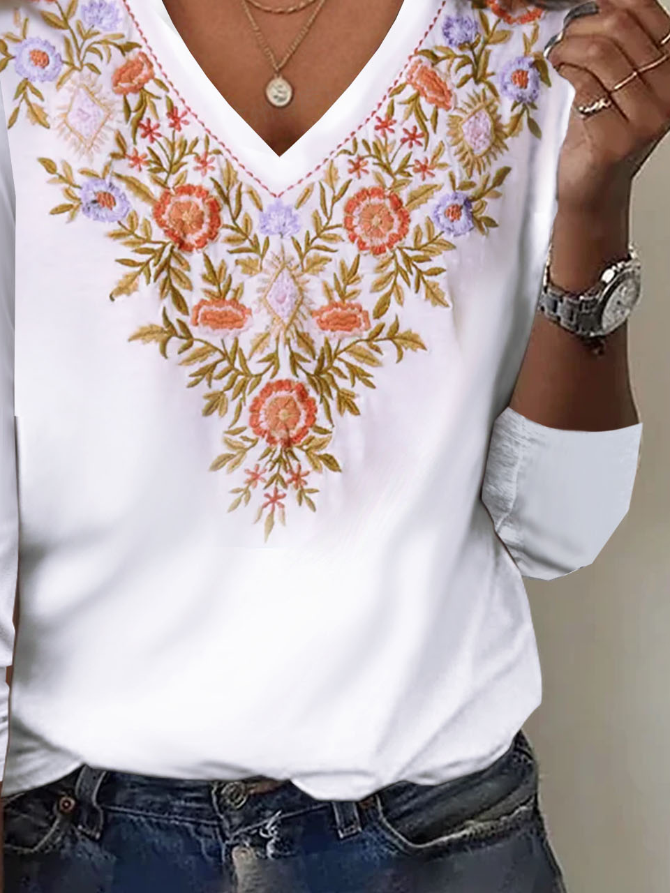 Ethnic floral print casual V-neck women's T-shirt