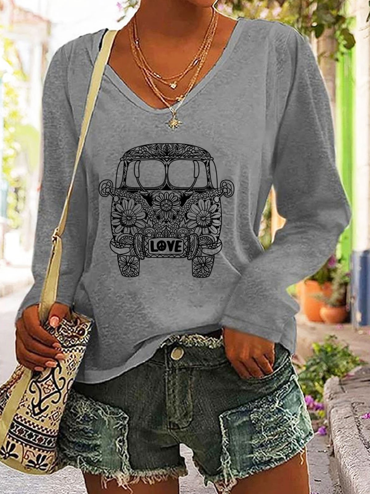 Hippie truck printed T-shirt