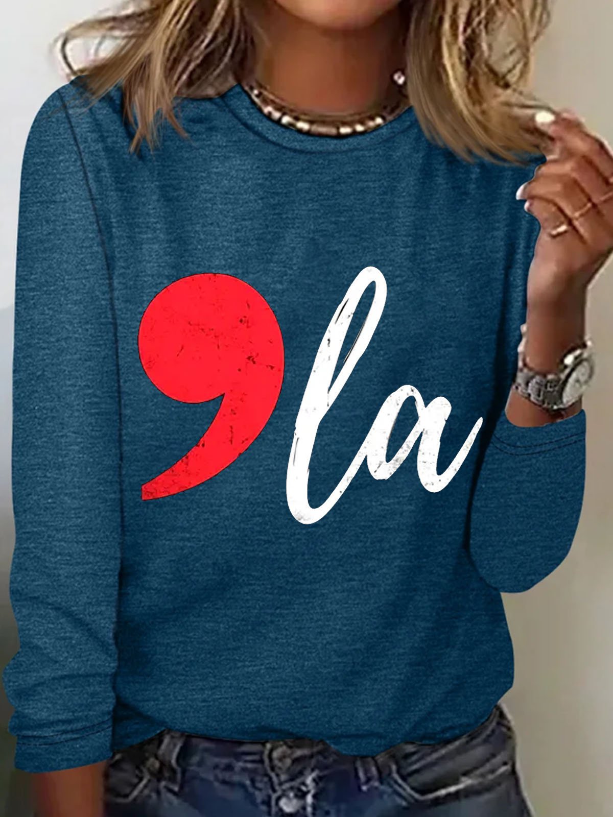 Comma pull fun pattern long sleeved round neck T-shirt