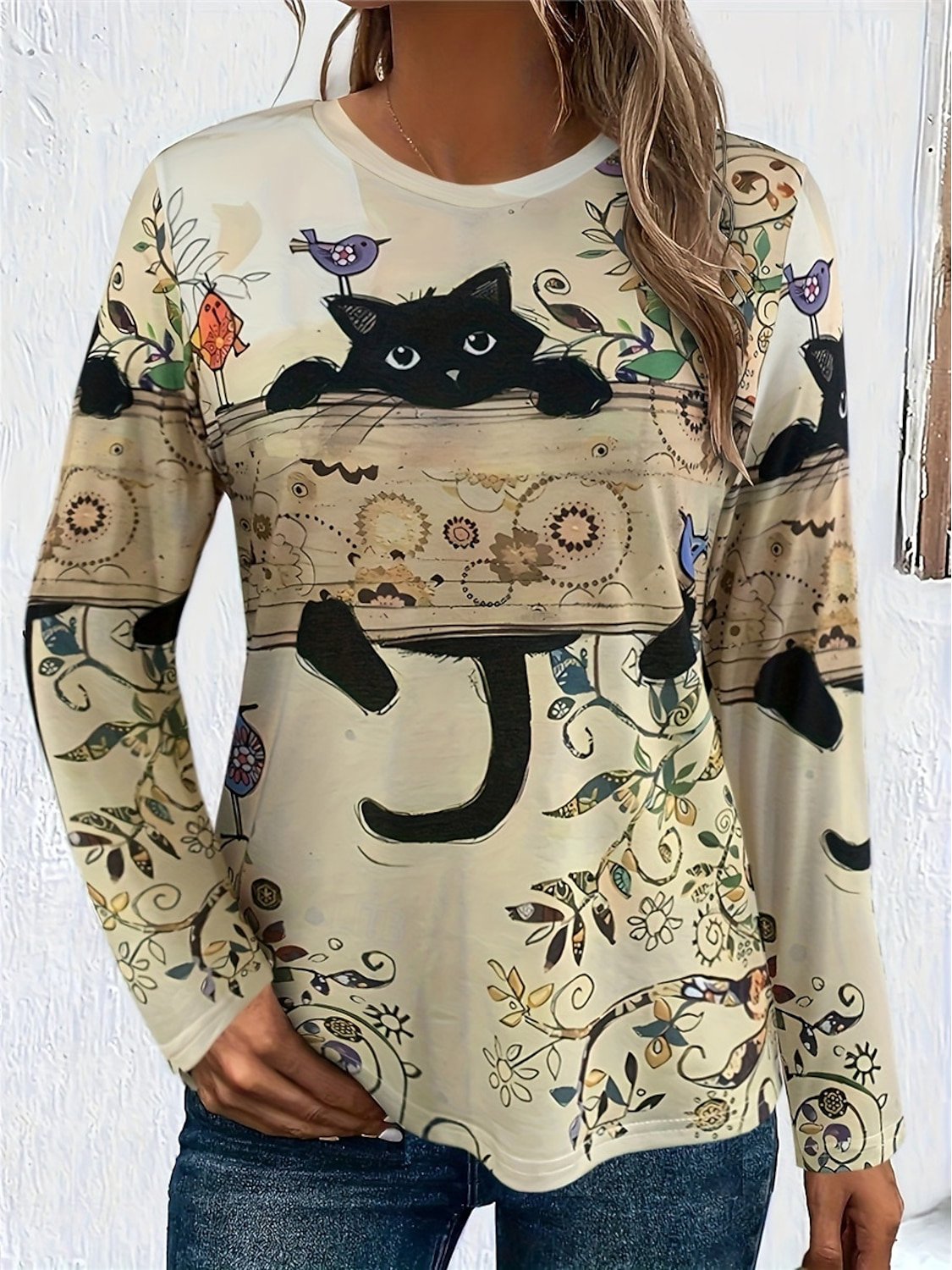 Cute Cat Design Round Neck Casual T-Shirt