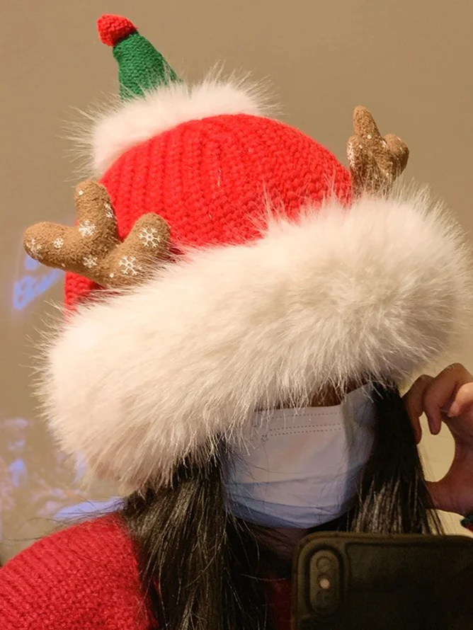 Cute Christmas Antlers Red Plush Hat Women's Winter Warm Thickened Ear Protection Beanie