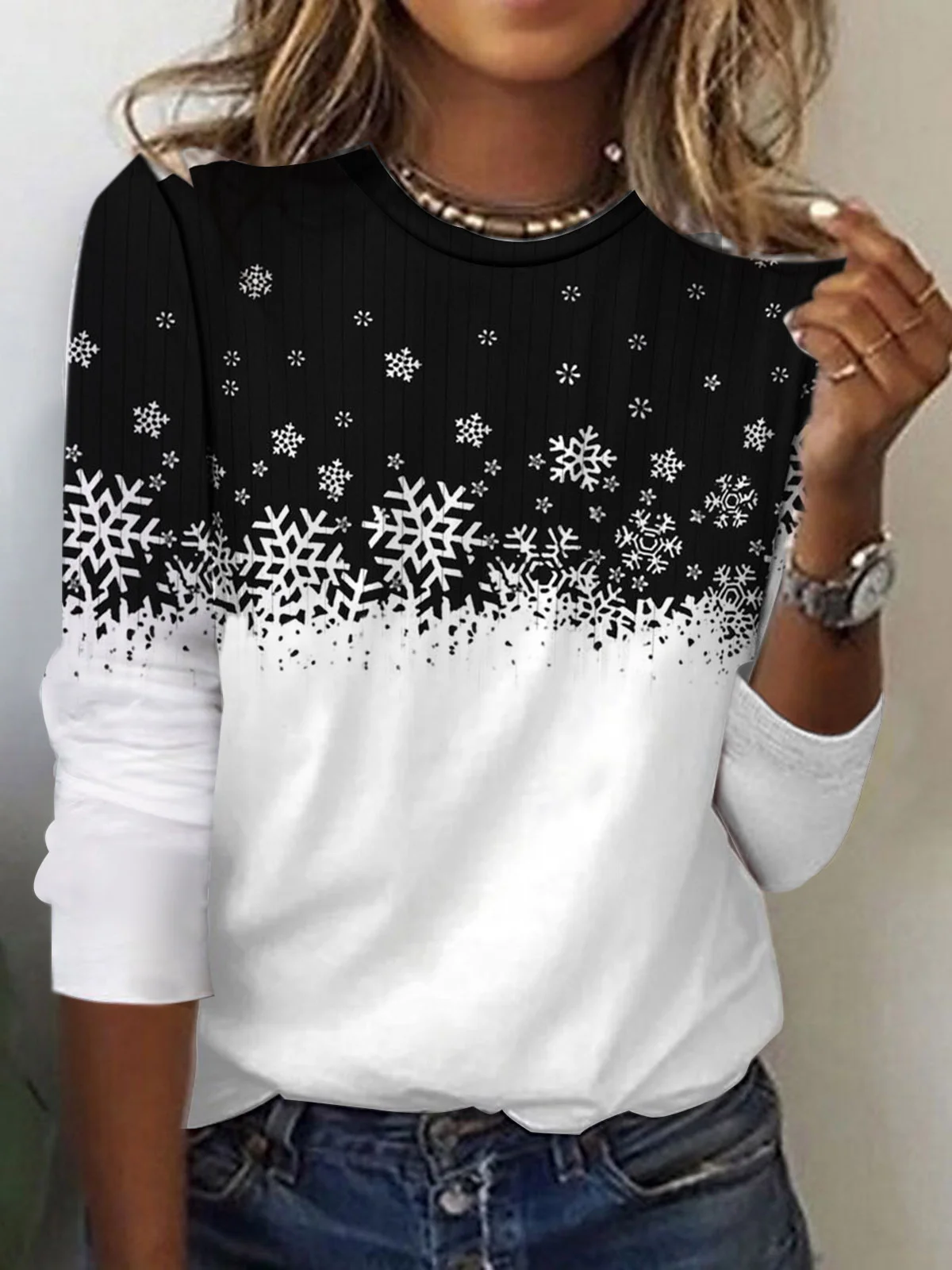 Christmas Snowflake Design Round Neck Casual T-Shirt