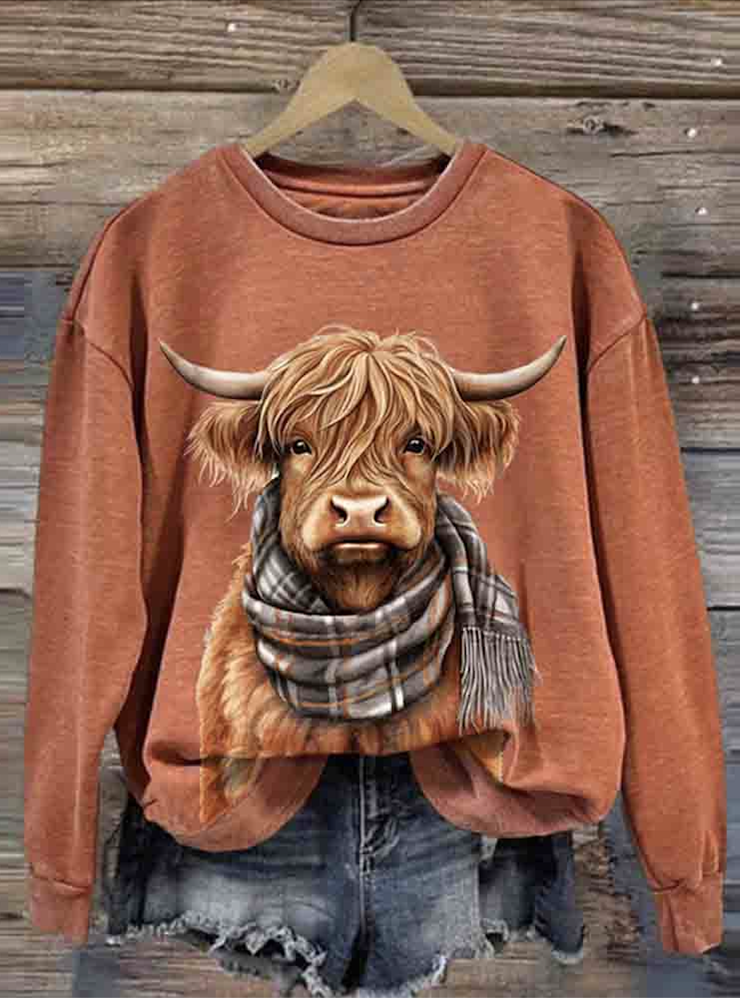 Scottish Highlands Bull Round Neck Sweatshirt