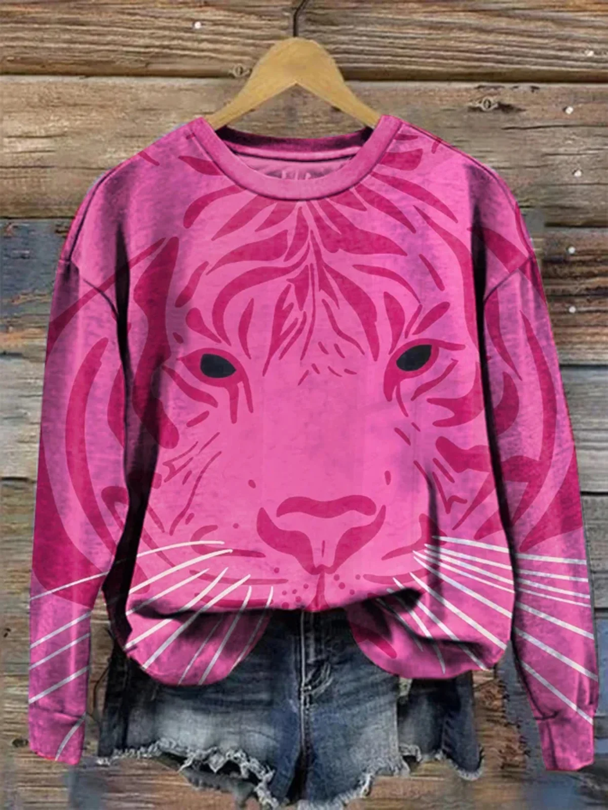 Animal Print Long Sleeve Crew Neck Sweatshirt