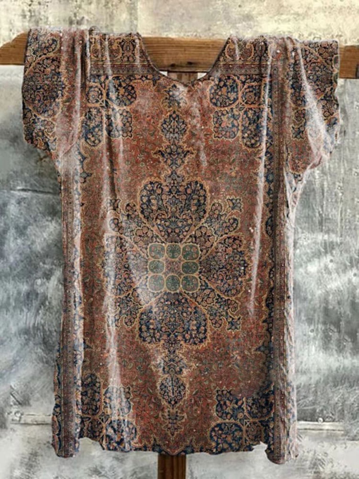 Ethnic Print Long Sleeve V-Neck T-shirt