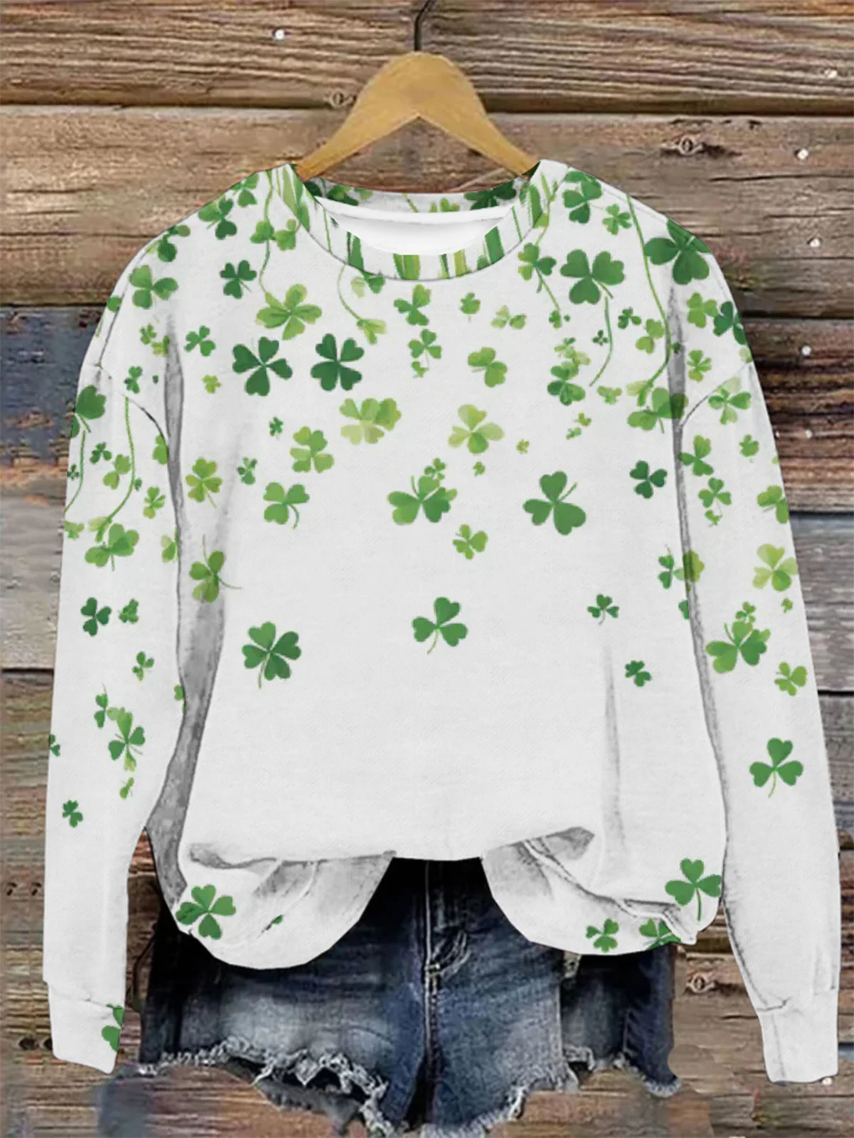 Four-leaf Clover Print Long-Sleeved Crew Neck Sweatshirt