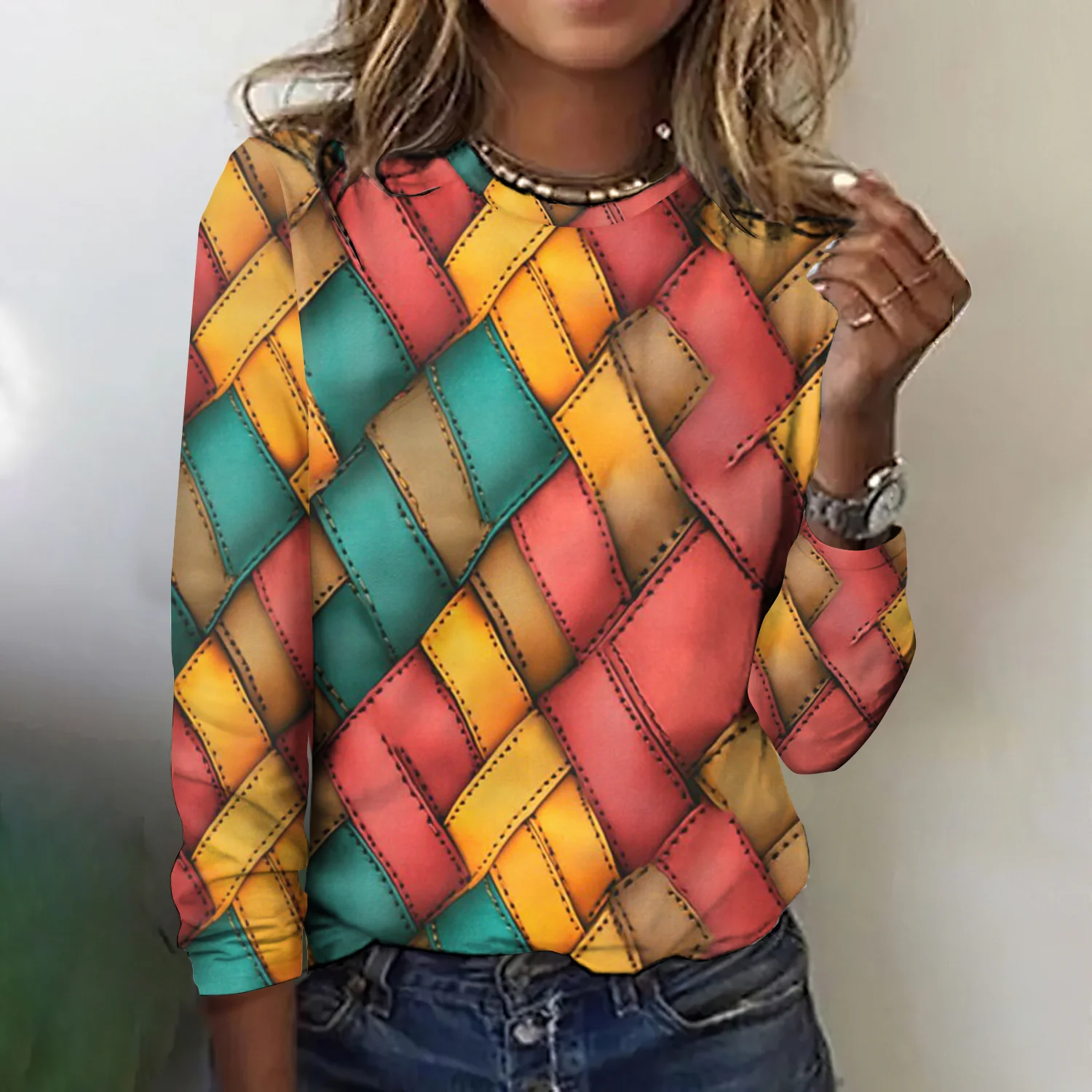 Color block geometric pattern long sleeved T-shirt