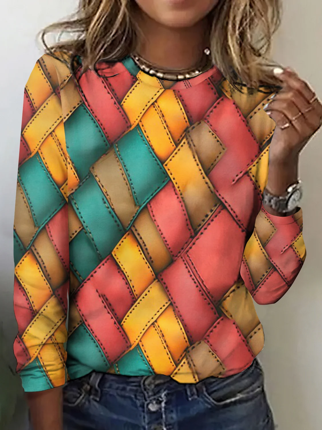 Color block geometric pattern long sleeved T-shirt