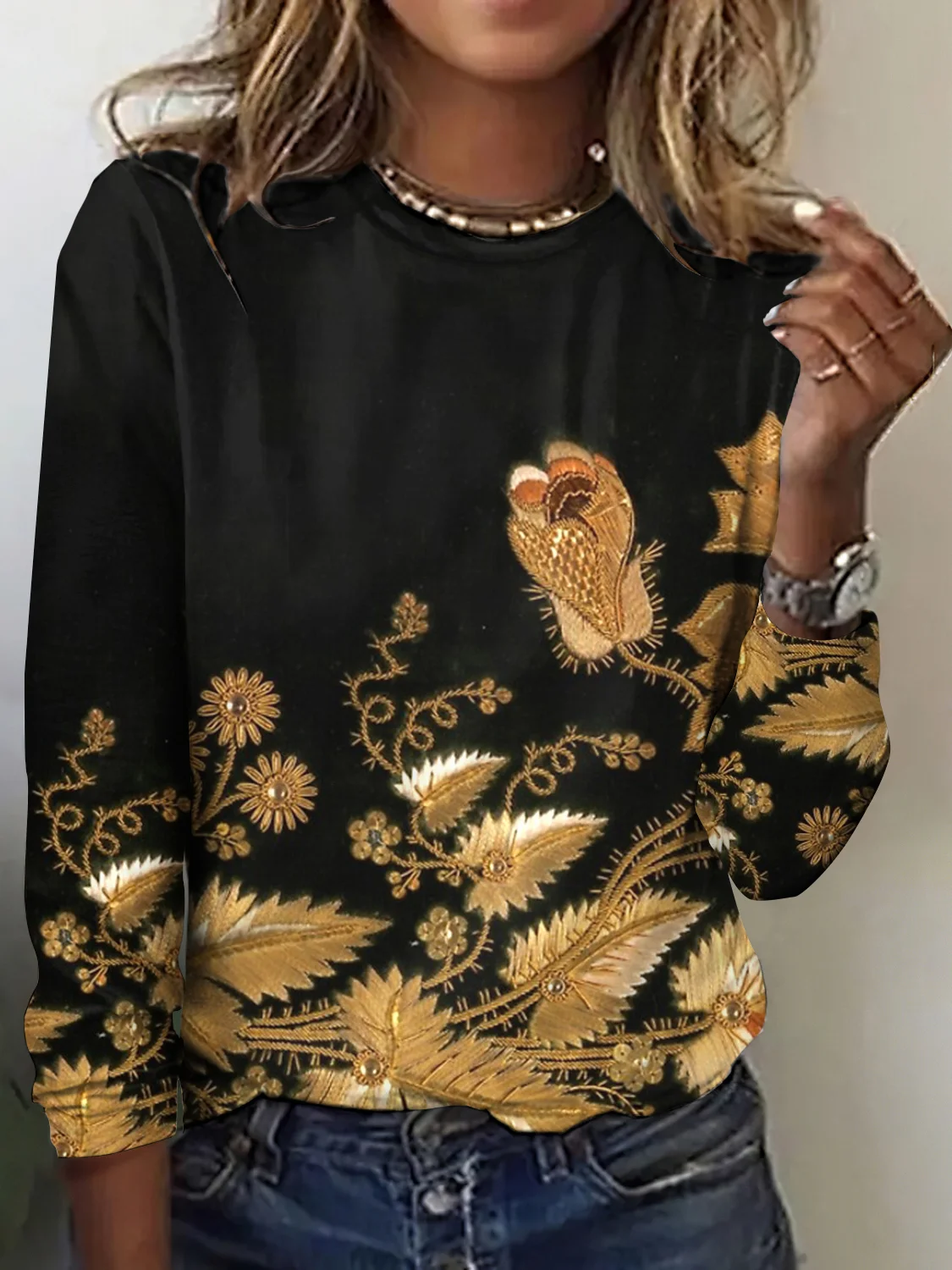 Retro floral print casual long sleeved T-shirt