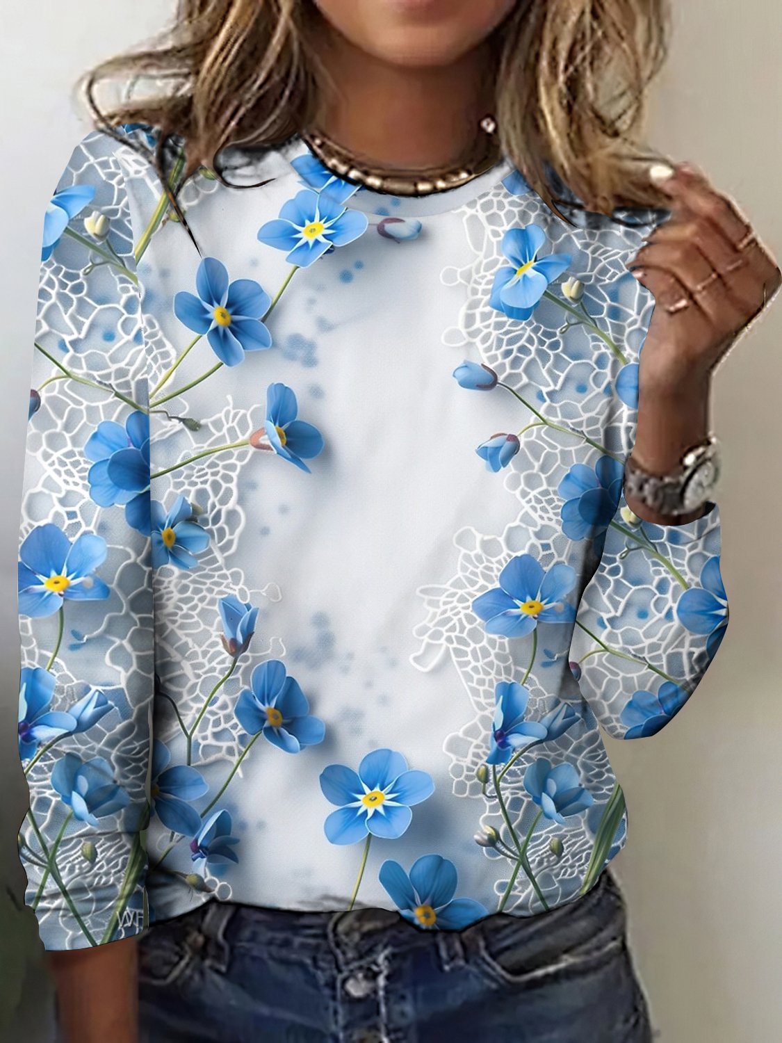 Lace floral art long sleeved T-shirt