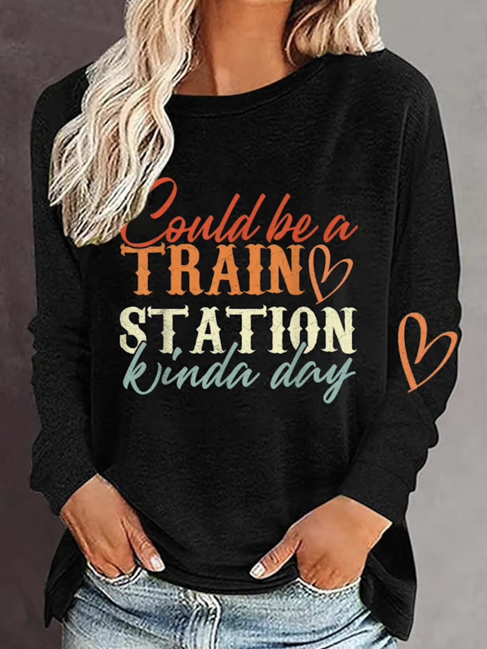 Love letter printed round neck pullover sweatshirt