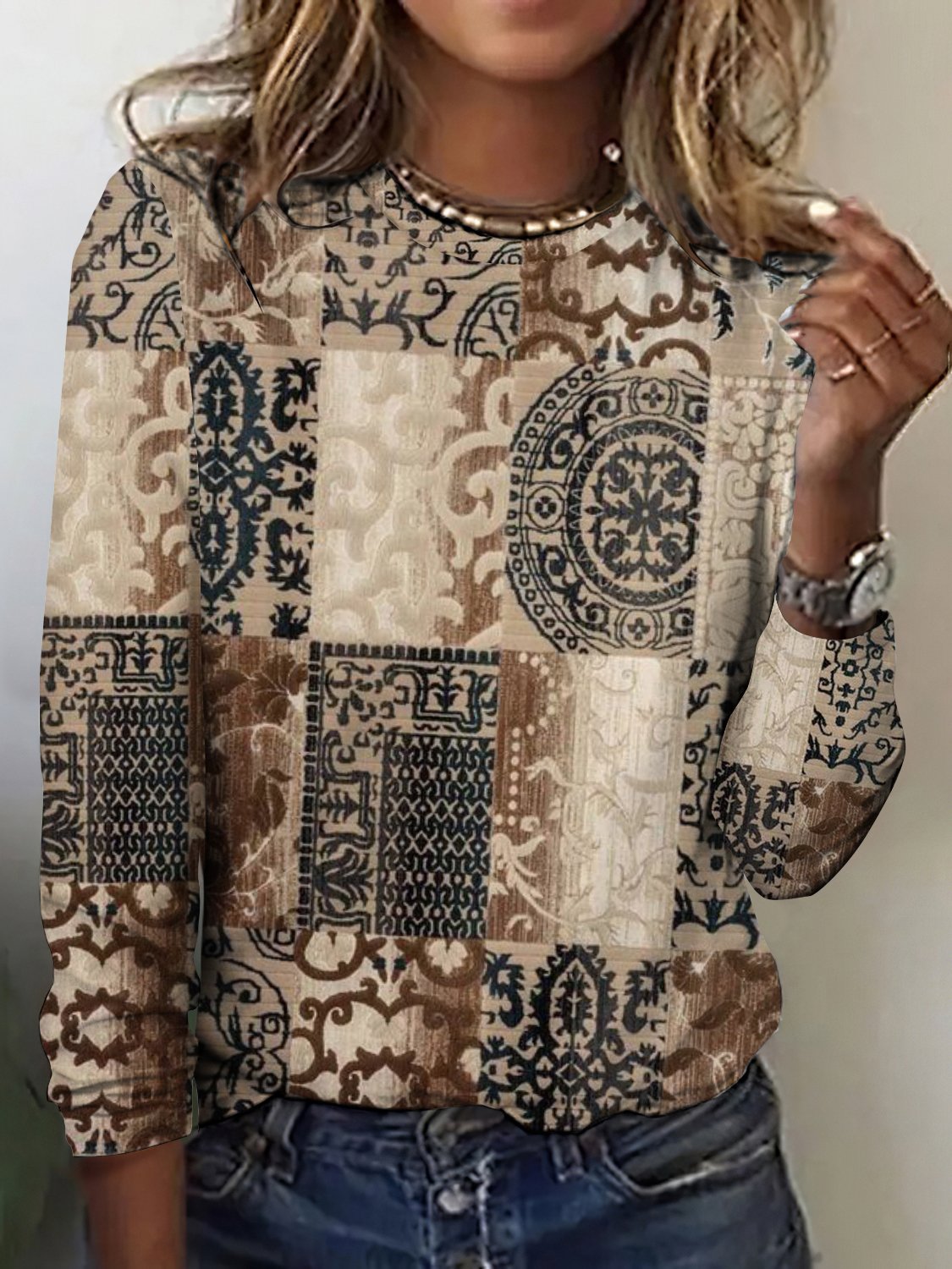 Retro floral geometric color block casual long sleeved T-shirt