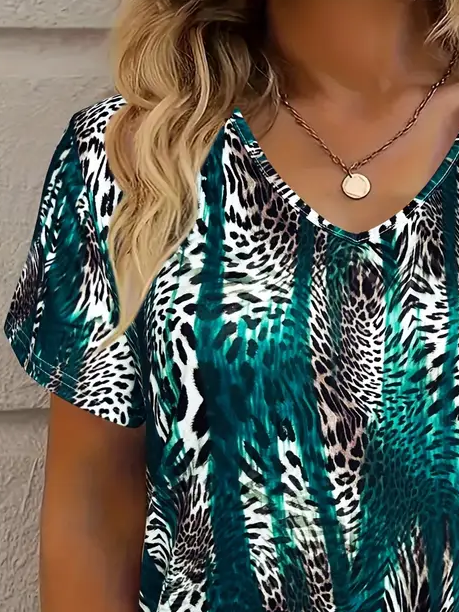 Women's Leopard Print Casual V-Neck Short Sleeve T-Shirt