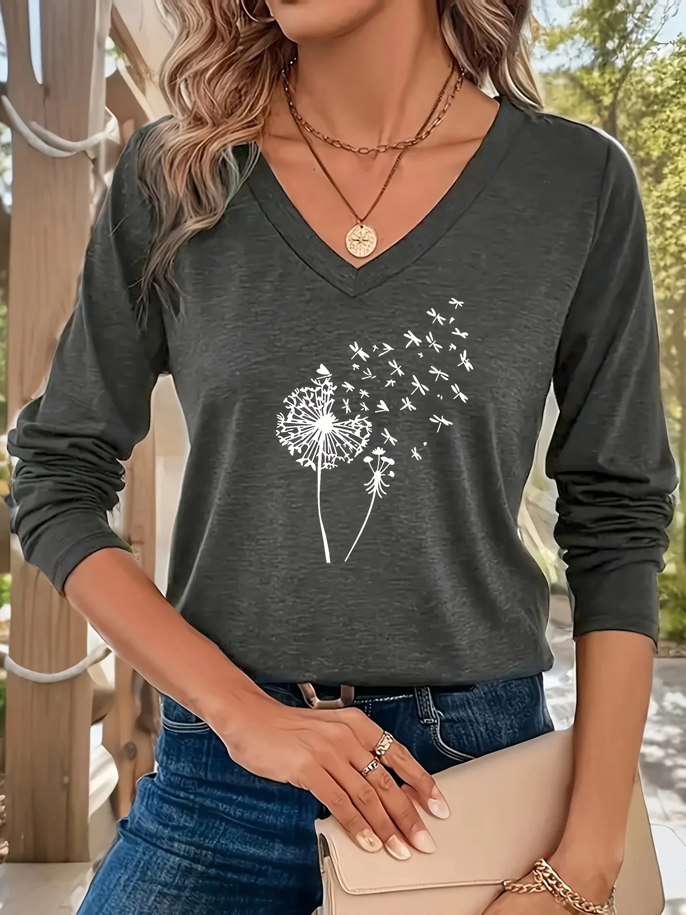 V Neck Casual Dandelion Regular Fit T-Shirt