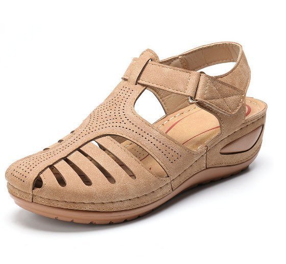 Retro Baotou Sandals For Women Summer New Hole Shoes Thick Bottom Round Toe Wedge Heel Octopus Sandals