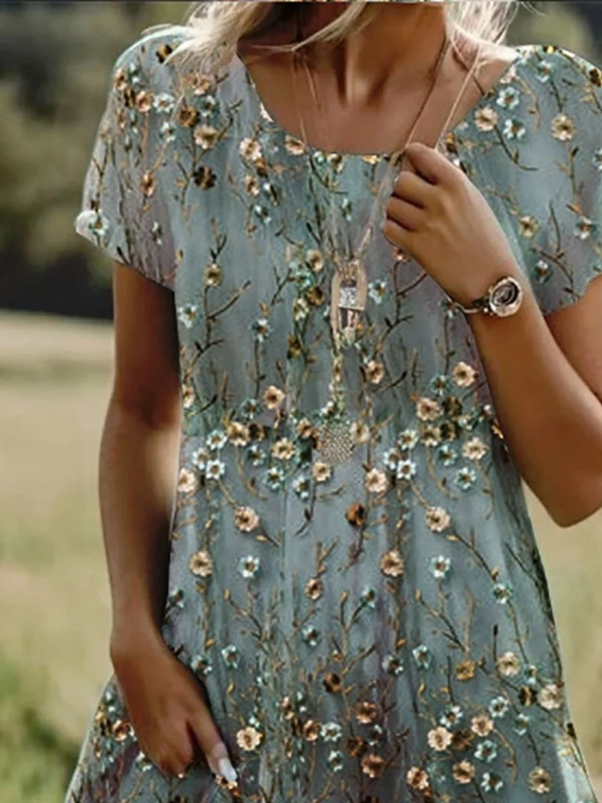 Vintage Crew Neck Floral Dress With No