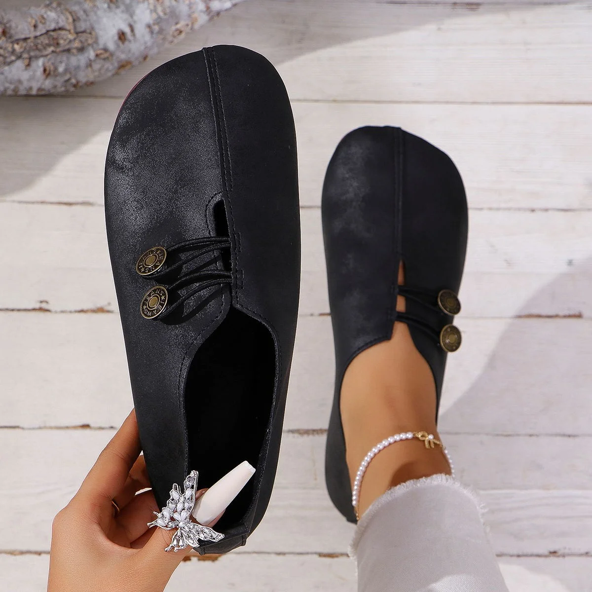 New Soft Leather Flat Casual Shoes For Women In Summer, Simple And Fashionable Large Size Women's Shoes