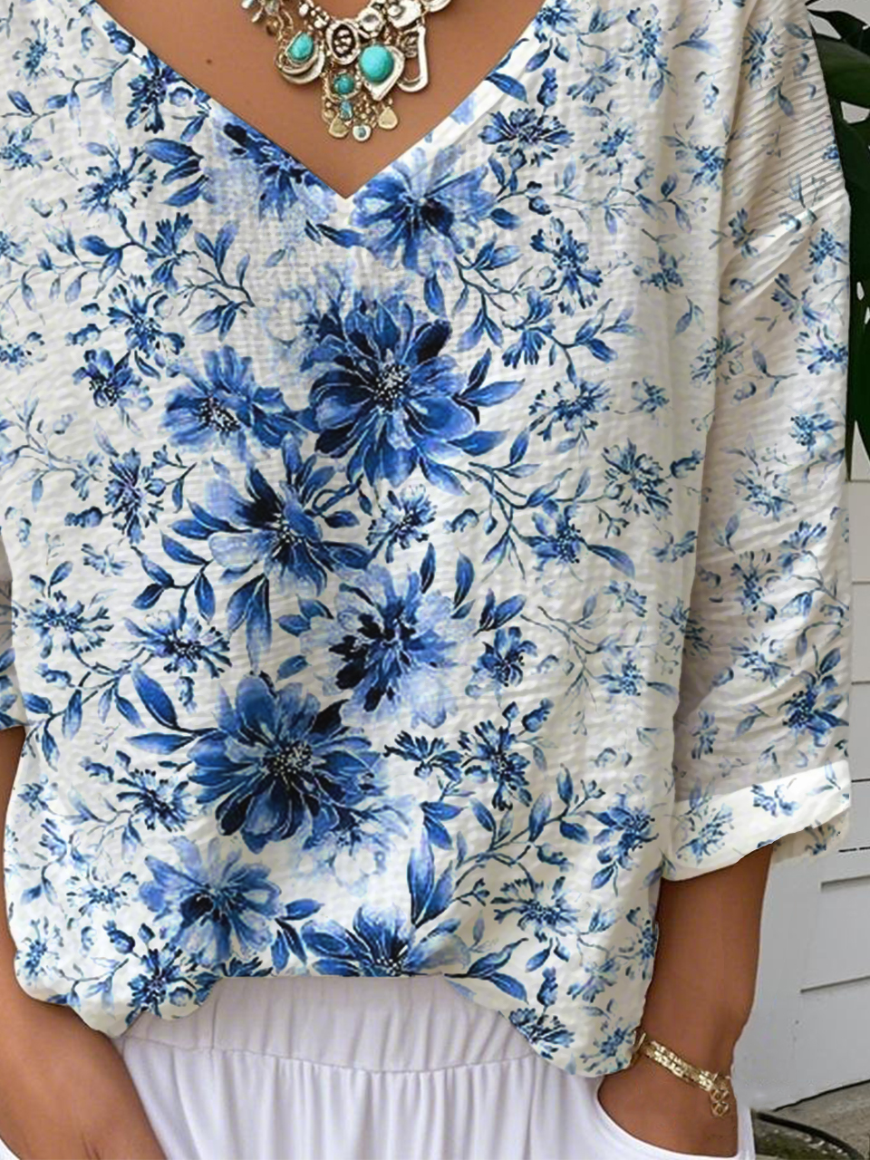 Loose Casual Gradient Pattern V Neck T-Shirt
