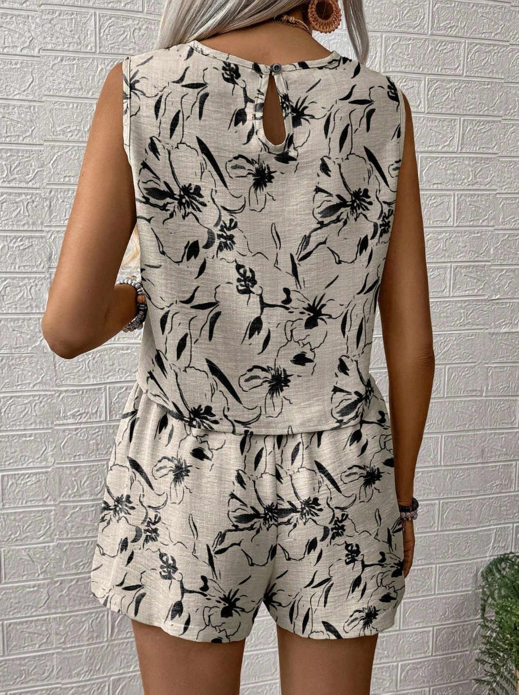 Women's comfortable casual vest shorts two-piece set