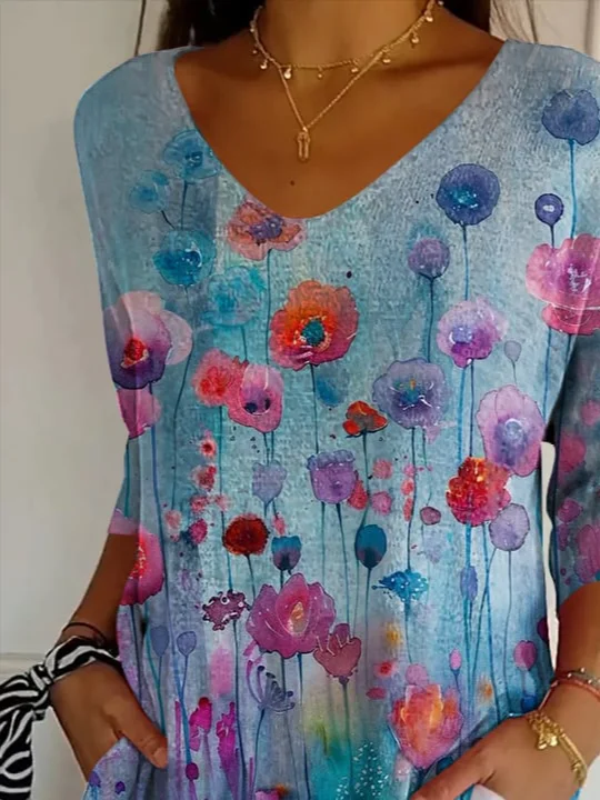 Simple V Neck Gradient Pattern Loose T-Shirt